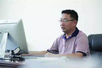刘锦州鉴定老师生活照